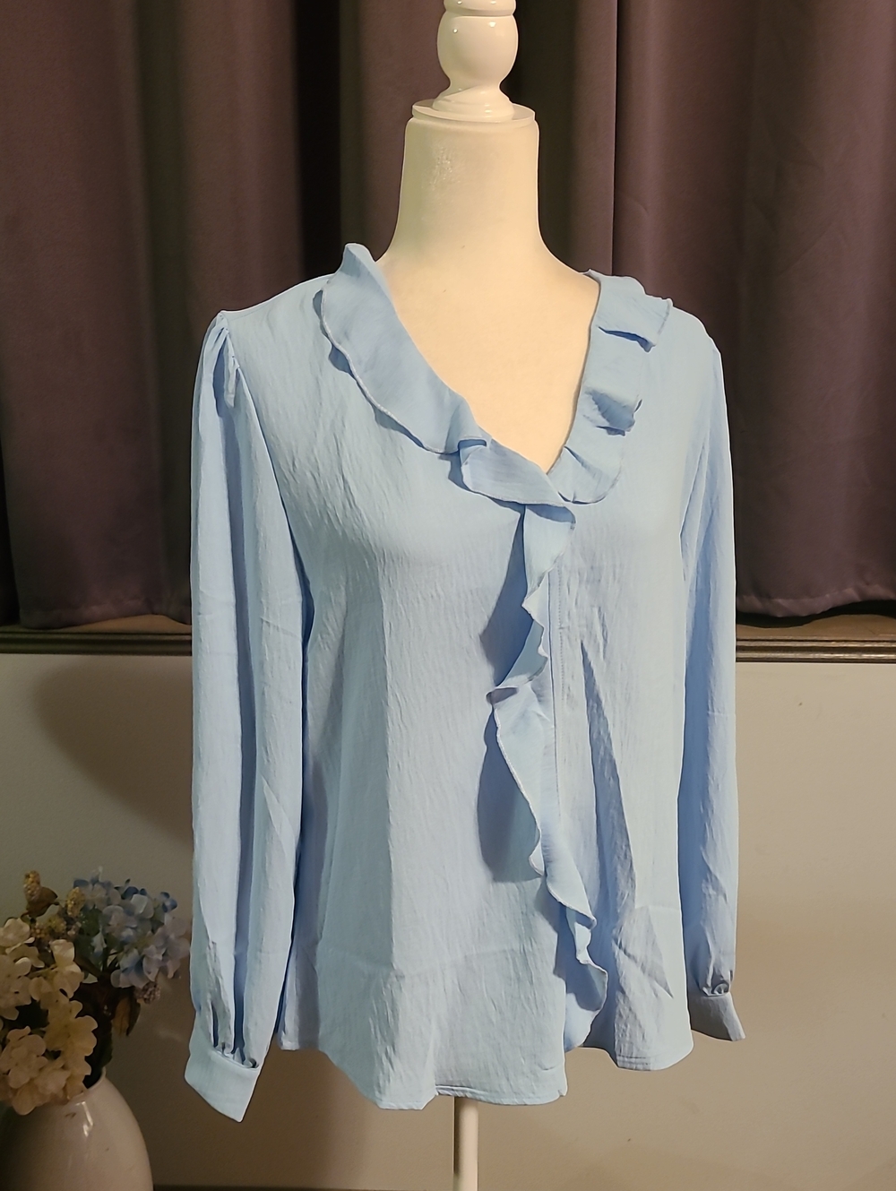 Blooming Jelly NWT Light Blue Ruffle V-Neck Women's Blouse XL